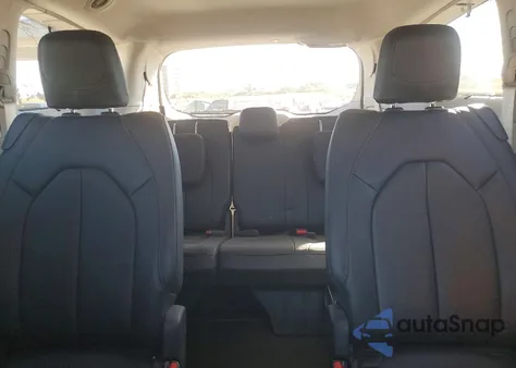 2017 Chrysler Pacifica Touring L из США, поврежденный, VIN 2C4RC1BG7HR703420